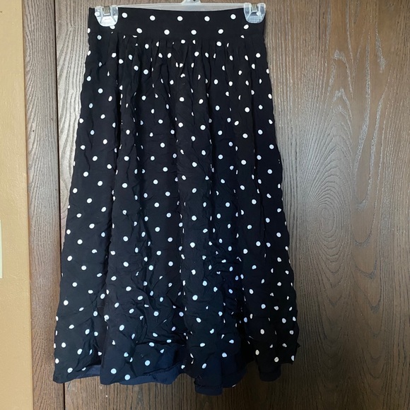This pretty, polka dotted skirt! - Picture 2 of 2